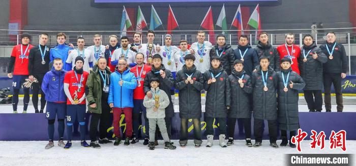 哈尔滨举行的2024年上海合作组织国家雪地足球赛