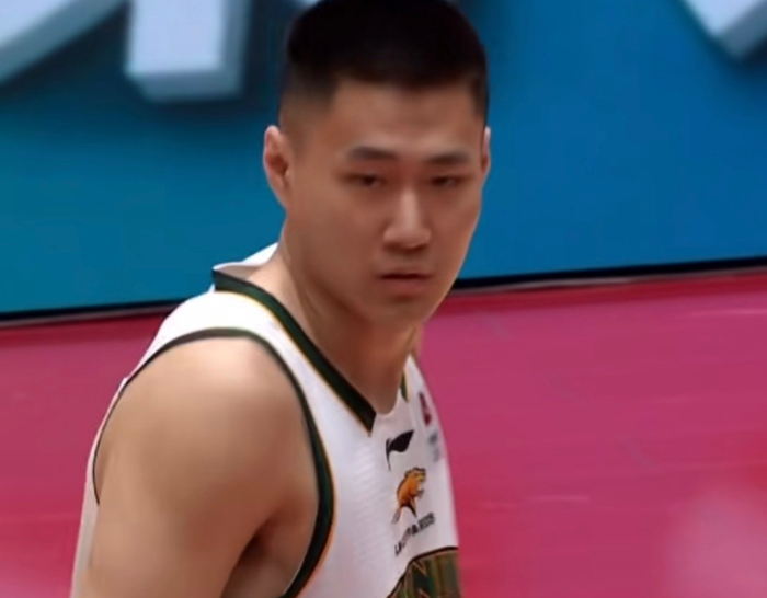 浙江男篮爆冷逆转辽宁 福建力克青岛 北京险胜广